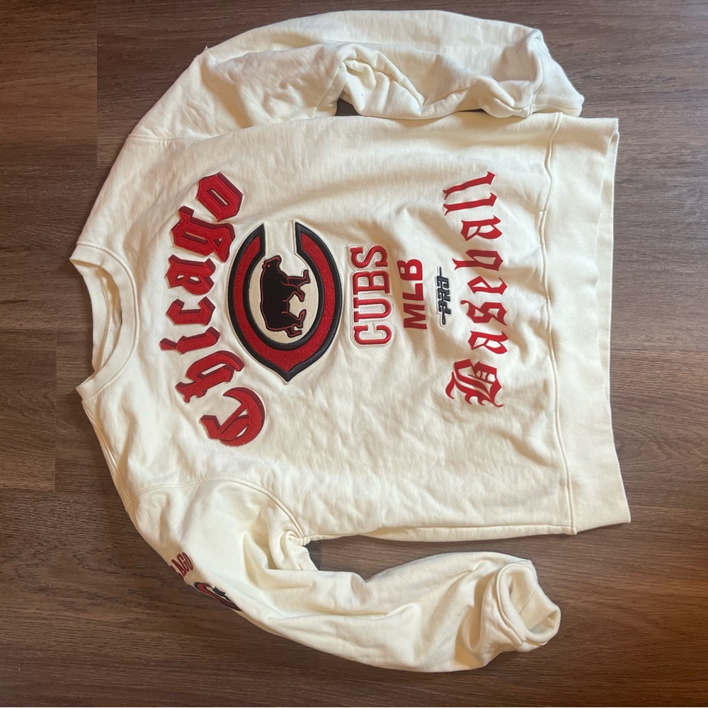 Vintage Chicago Cubs Cream Sweatshirt